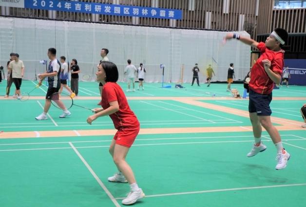 吉研后勤服务 24H自助球馆